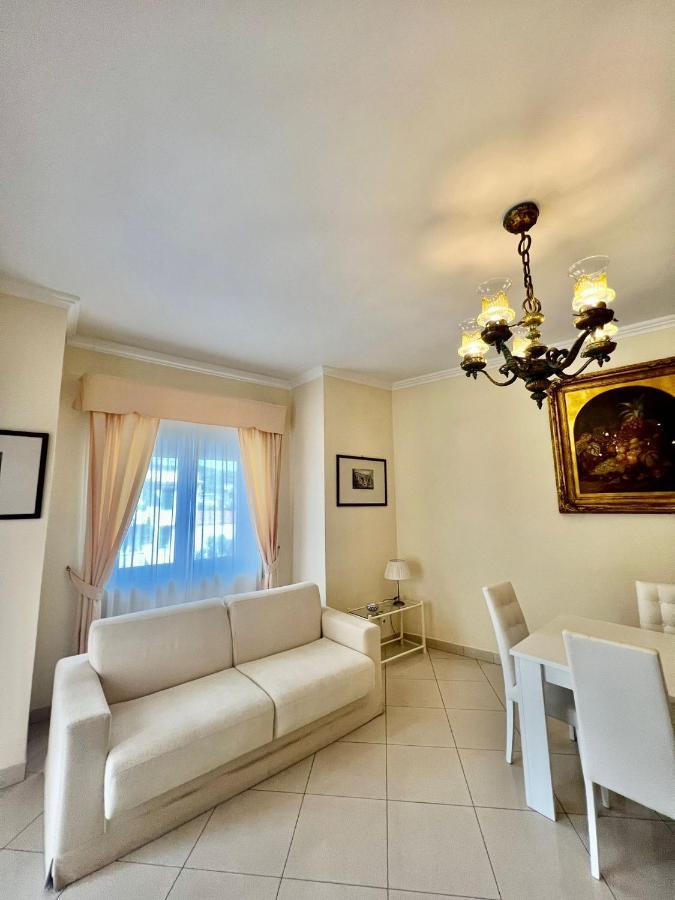 Short-Lets D33, Part Of The House Is Available For Short-Term Rentals In Sorrento Center Exterior foto